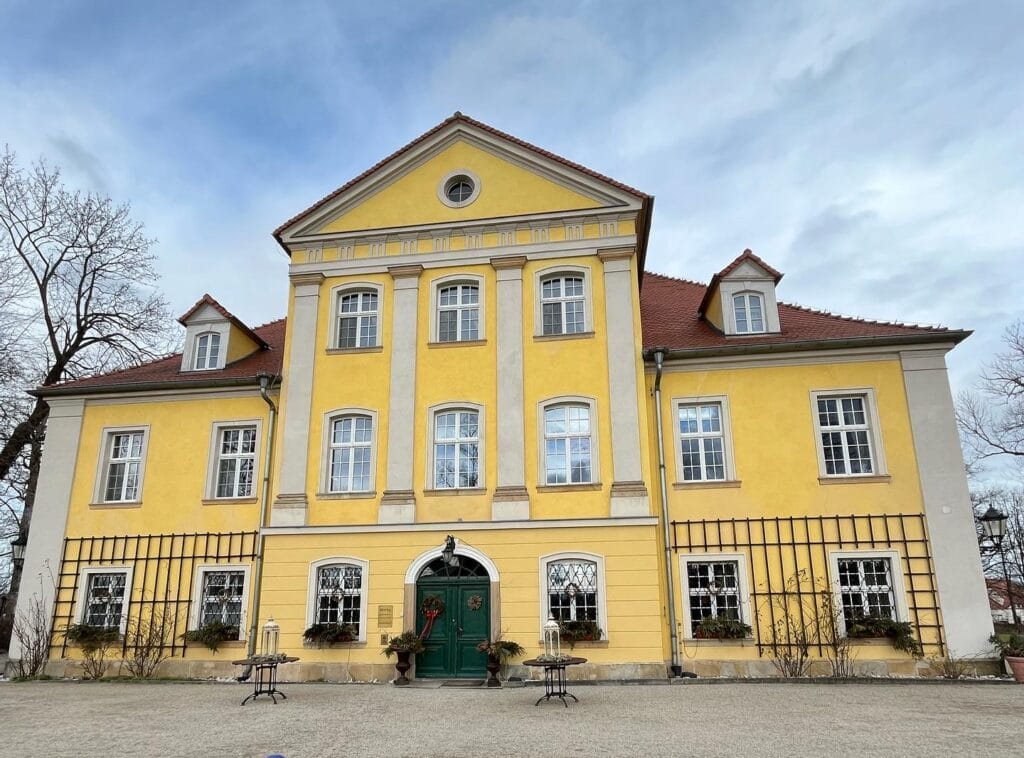 Reforma Rolna a aktualne możliwości restytucji mienia - dwór podkarpacie